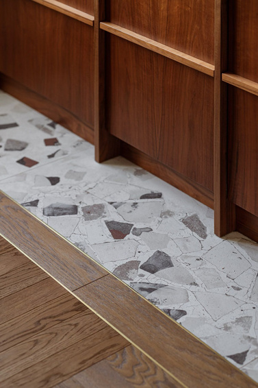 Listwa fugowa mosiężna "T" szczotkowana 5mm x 2700mm