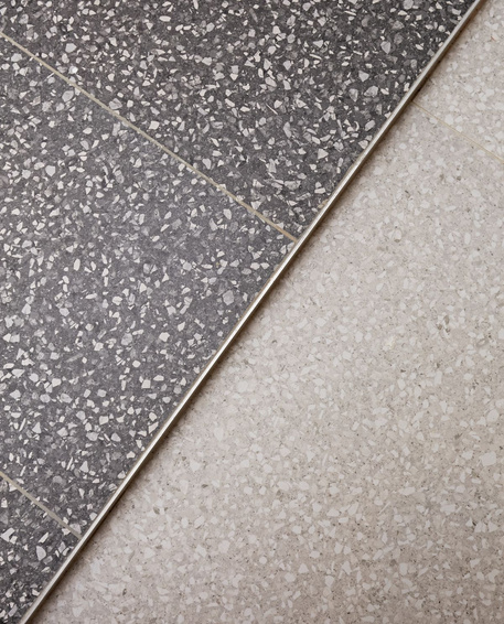 Listwa fugowa mosiężna “T” chromowana 5mm x 2700mm